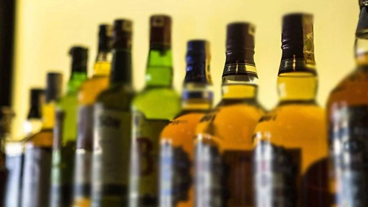 Brüksel’de kamuya açık alanlarda alkol tüketimi yasağı 4 yıl uzatıldı