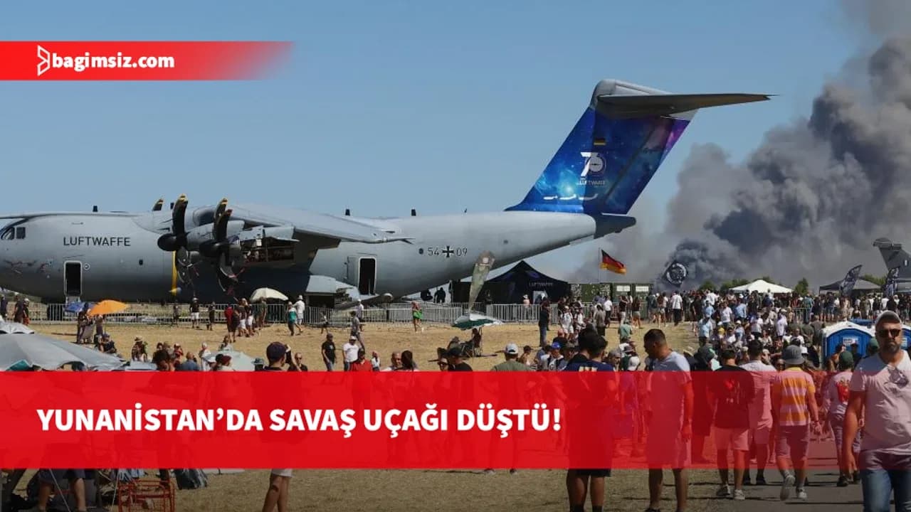 Yunanistan'ın Tanagra Hava Üssü’nde düzenlenen gösteride savaş uçağı düştü