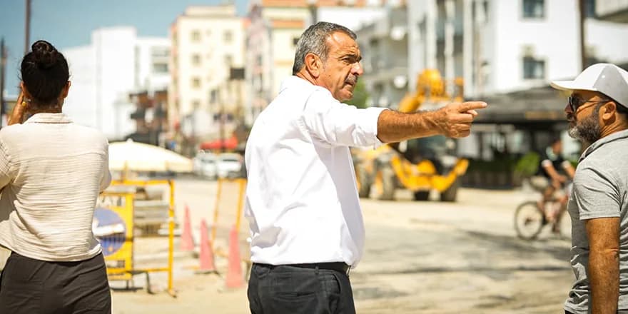 Uluçay, İsmet İnönü Bulvarı 2. Etap Düzenleme Projesi çalışmalarını inceledi