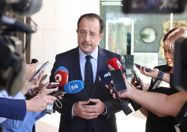 Hristodulidis: “Kıbrıs sorunu çıkmazda değil”