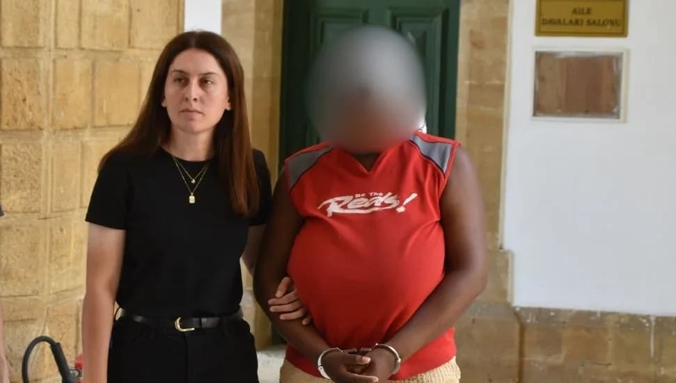 Uyuşturucu bulundurmakla itham edilen zanlı tutuklu yargılanacak: 29 aylık bebek sosyal hizmetlere verildi
