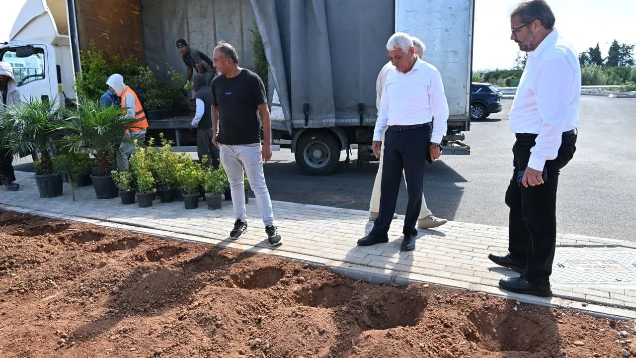 Özçınar, yeni Güzelyurt Hastanesi’ndeki çalışmaları yerinde inceledi