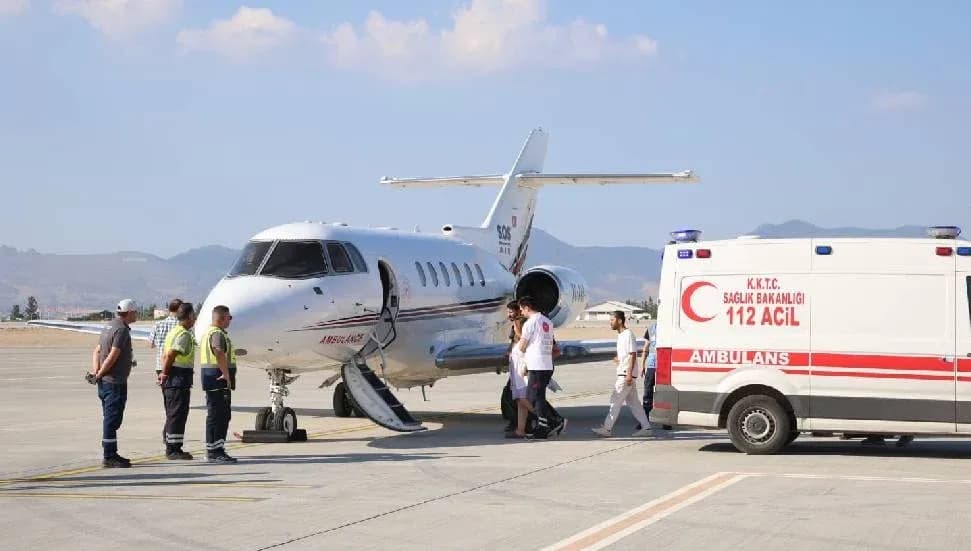 Gemi kazasından kurtarılan 8 aylık hamile Gökdaş ambulans uçakla Türkiye'ye gönderildi
