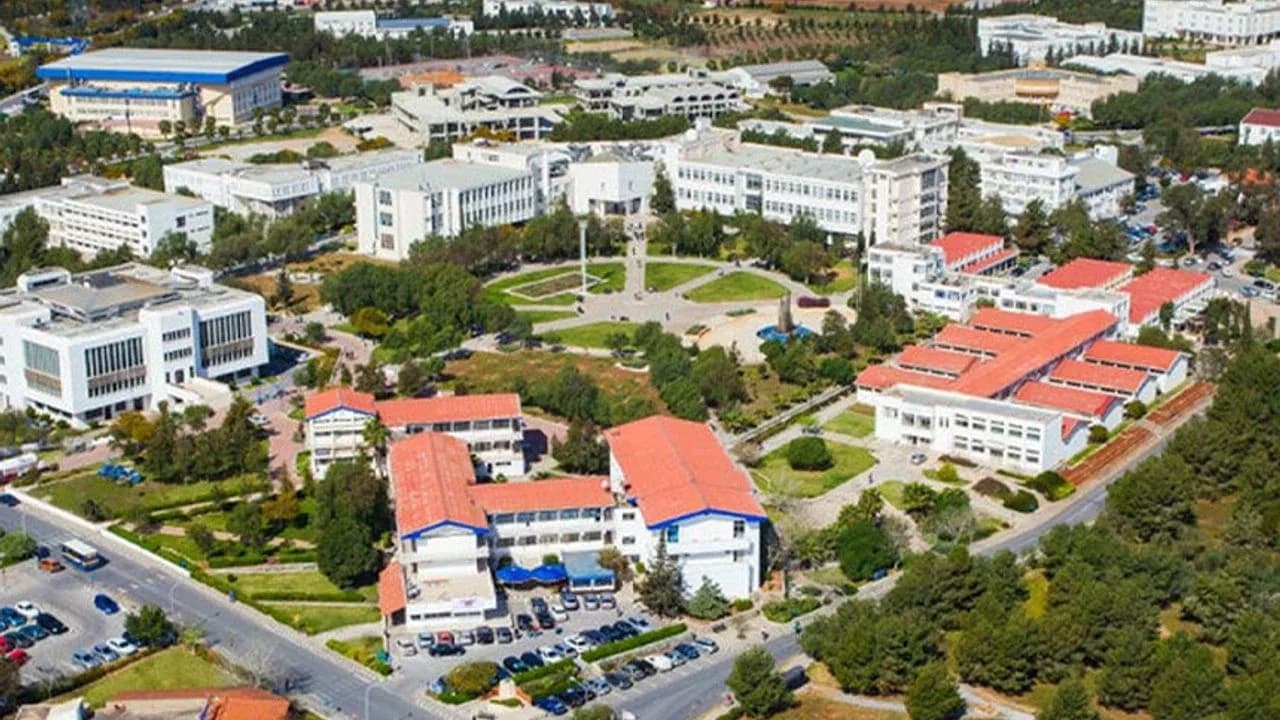 Bakanlar Kurulu, DAÜ VYK Başkanı Bora’nın görevden alınmasını Erhürman’a önerdi