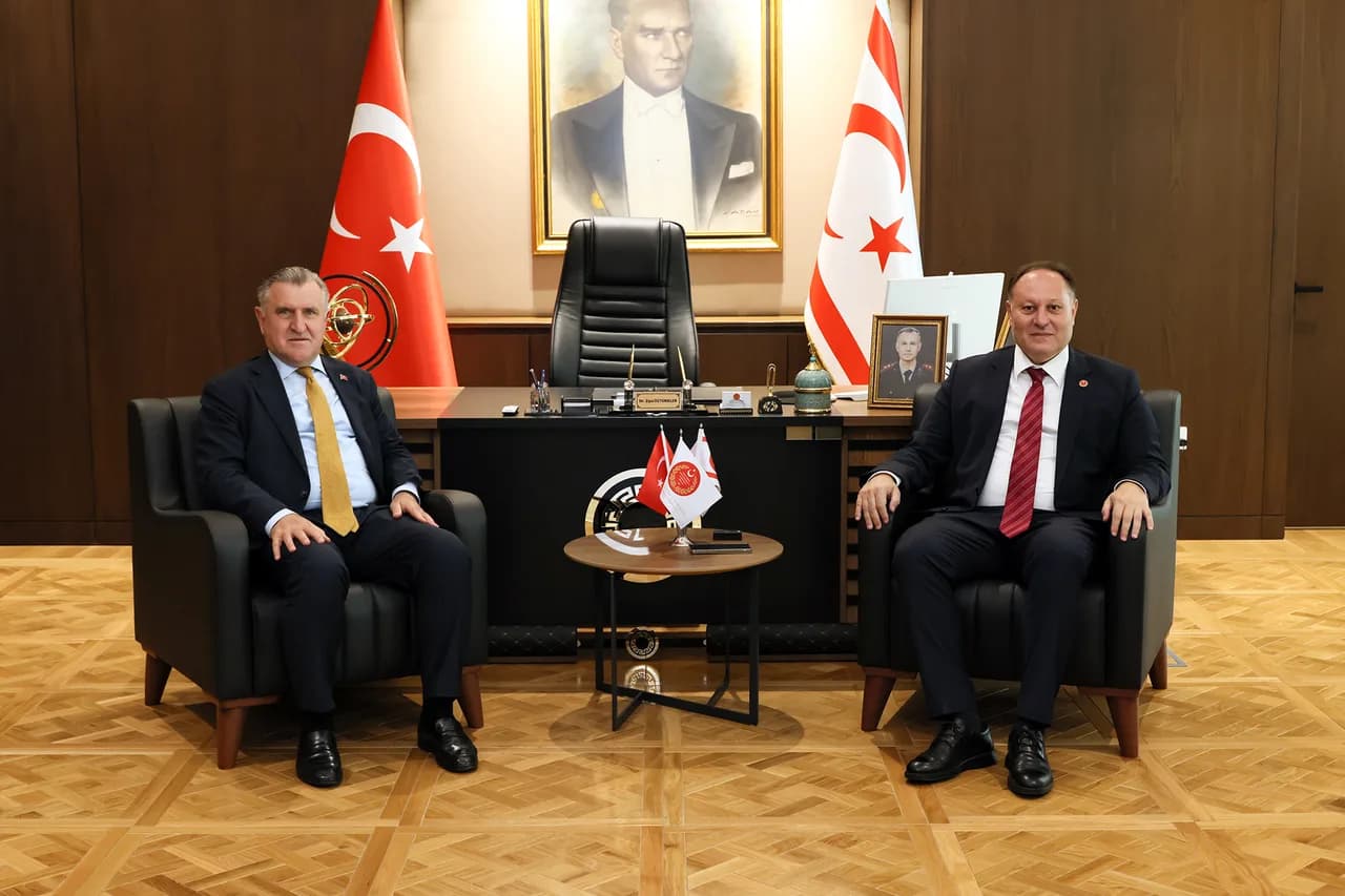 Öztürkler, Türkiye Spor Bakanı Bak’ı kabul etti