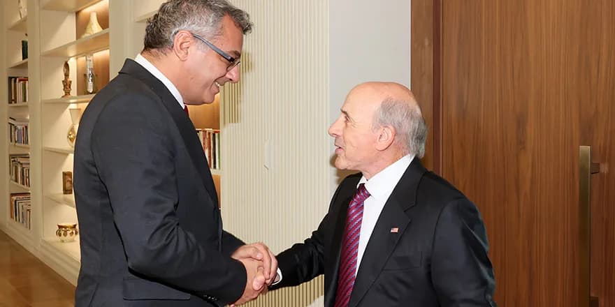 Erhürman, ABD Büyükelçisi John Breslow’u kabul etti
