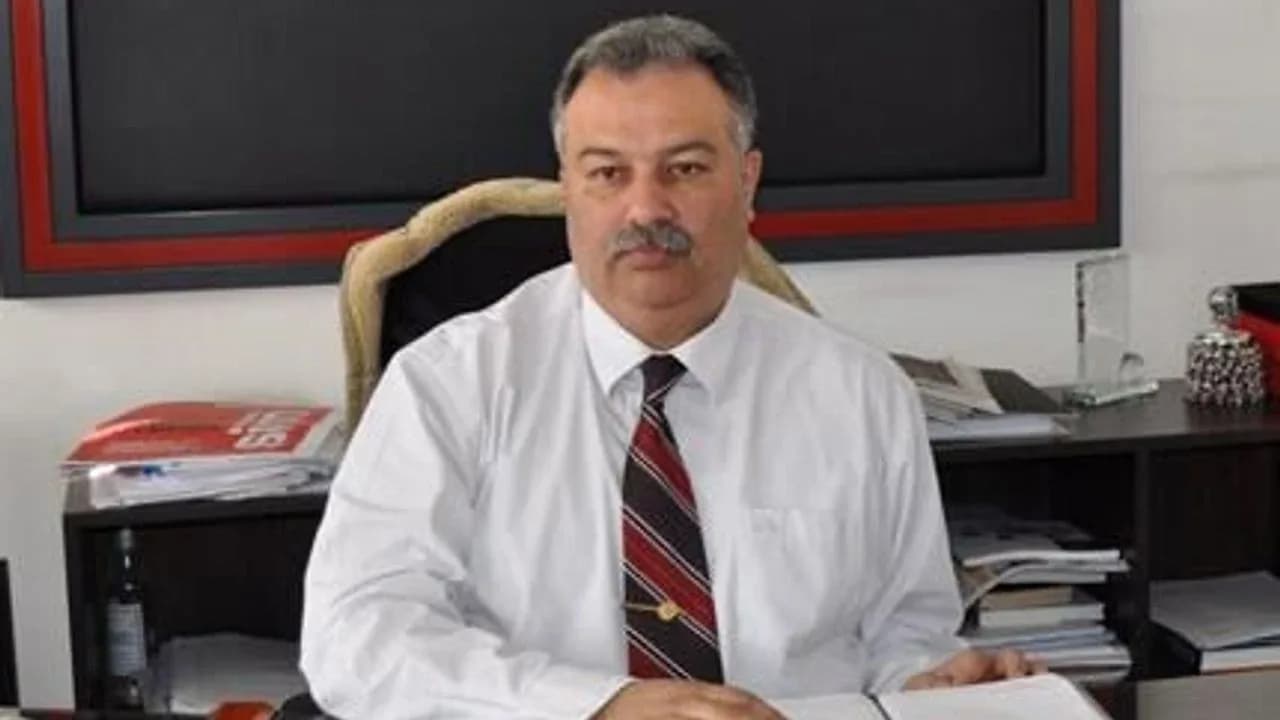 Özer Kanlı: Kıbrıs Türk halkının geleceği, yeni hayal kırıklıklarına feda edilemeyecek kadar değerlidir