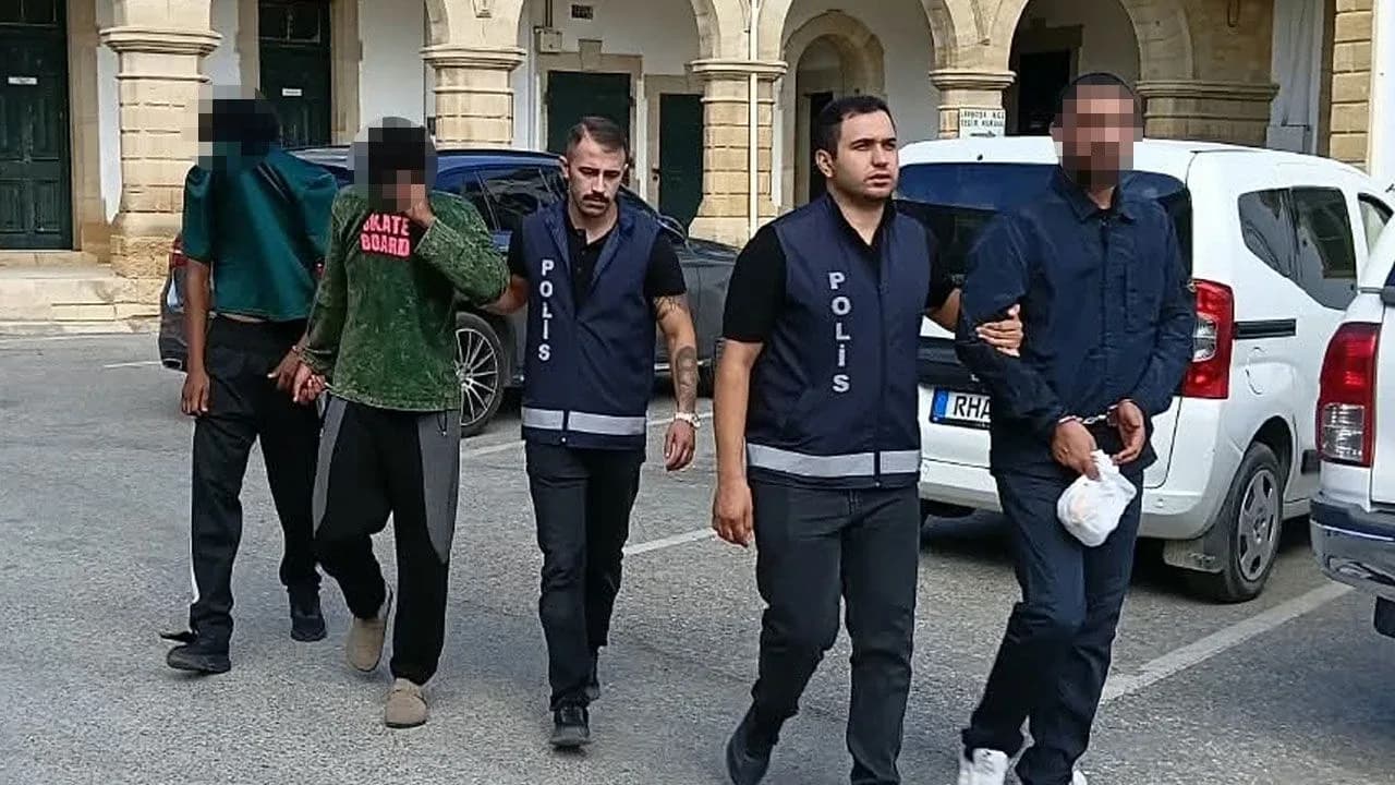 Hastane otoparkında uyuşturucu operasyonu: 3 kişi tutuklandı