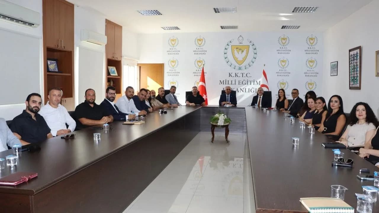 Çavuşoğlu: En büyük hedefimiz AÖA’nın uluslararasılaşması