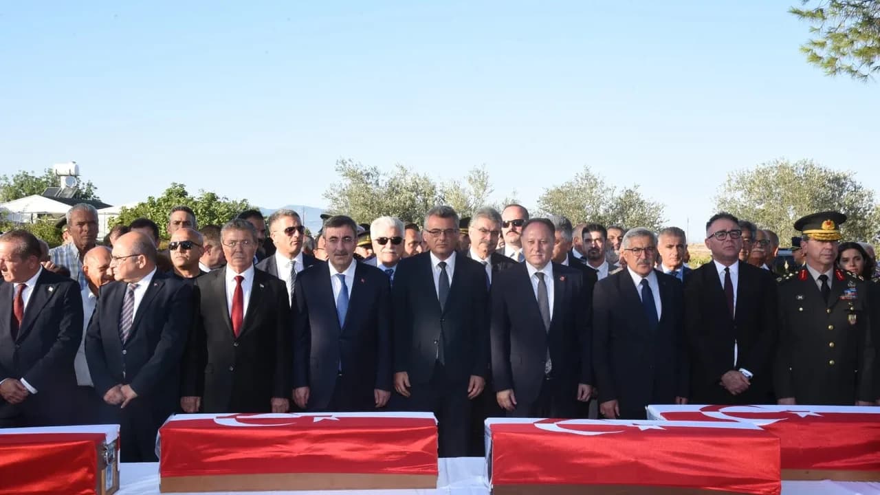 Kimliği belirlenen 15 şehit atlılar’da toprağa verildi