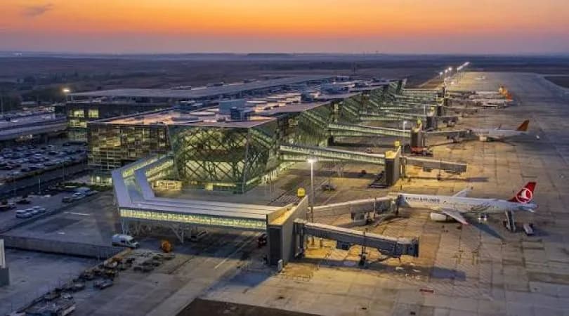 Ercan Havalimanı’nda 8 aylık yolcu trafiği 4 milyona yaklaştı