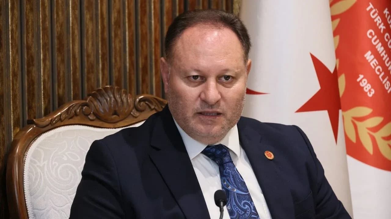 Öztürkler: Kıbrıs Türk gençliğinin sesi izolasyonlardan büyüktür