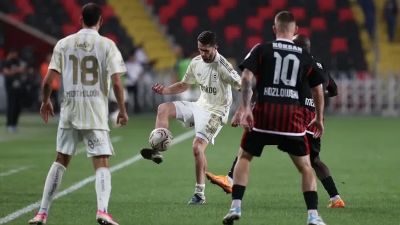 Fenerbahçe Gaziantep FK deplasmanında takıldı: Maç golsüz bitti