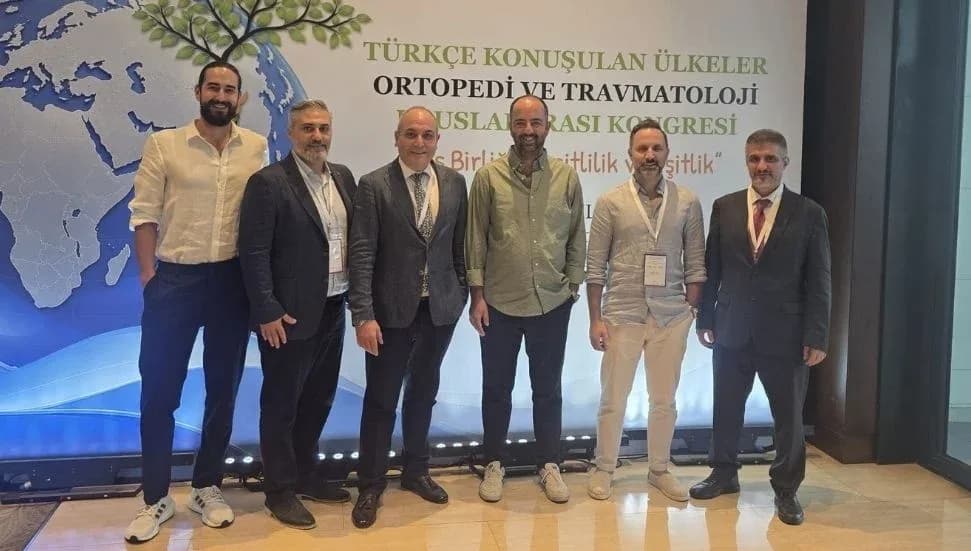 Bakü'deki Ortopedi ve Travmatoloji Uluslararası Kongresi'ne çok sayıda Kıbrıslı Türk hekim de katıldı