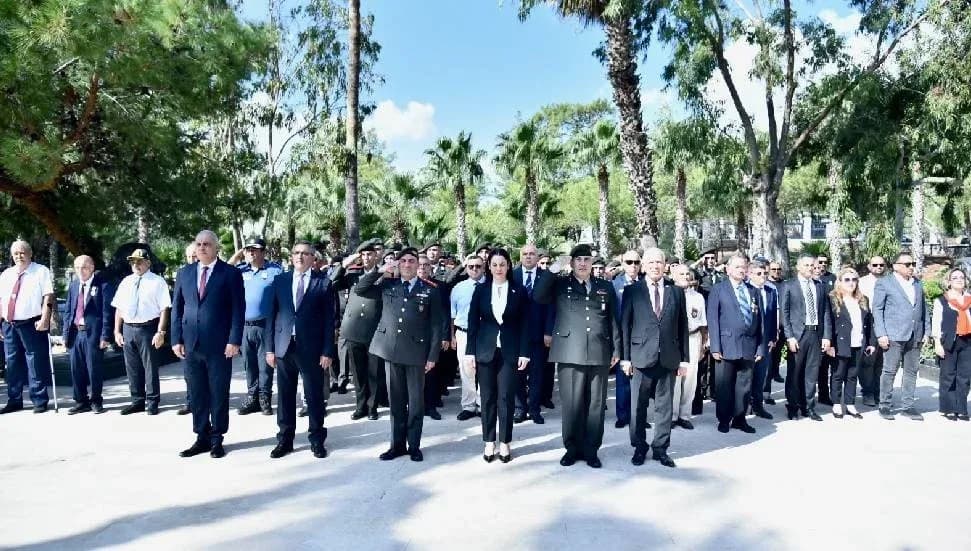 Gaziler Günü dolayısıyla Boğaz Şehitliği'nde tören düzenlendi
