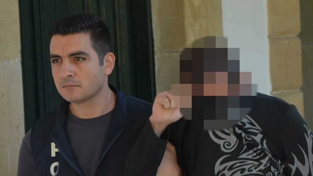 Lefkoşa’da ev aramasında hintkeneviri ve hassas terazi bulundu