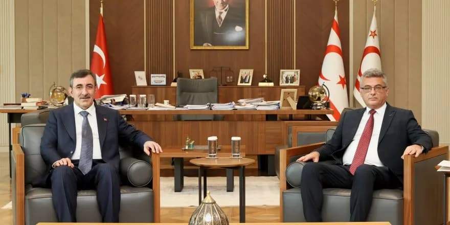 Cumhurbaşkanı Erhürman, TC Cumhurbaşkanı Yardımcısı Cevdet Yılmaz'ı kabul etti