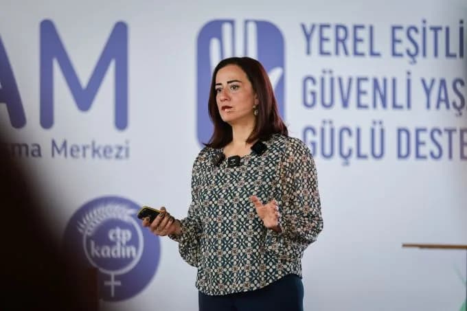 Derya: “Kamucu, sınıfsal adaleti ve cinsiyet eşitliğini sağlayan politikalara ihtiyacımız var”