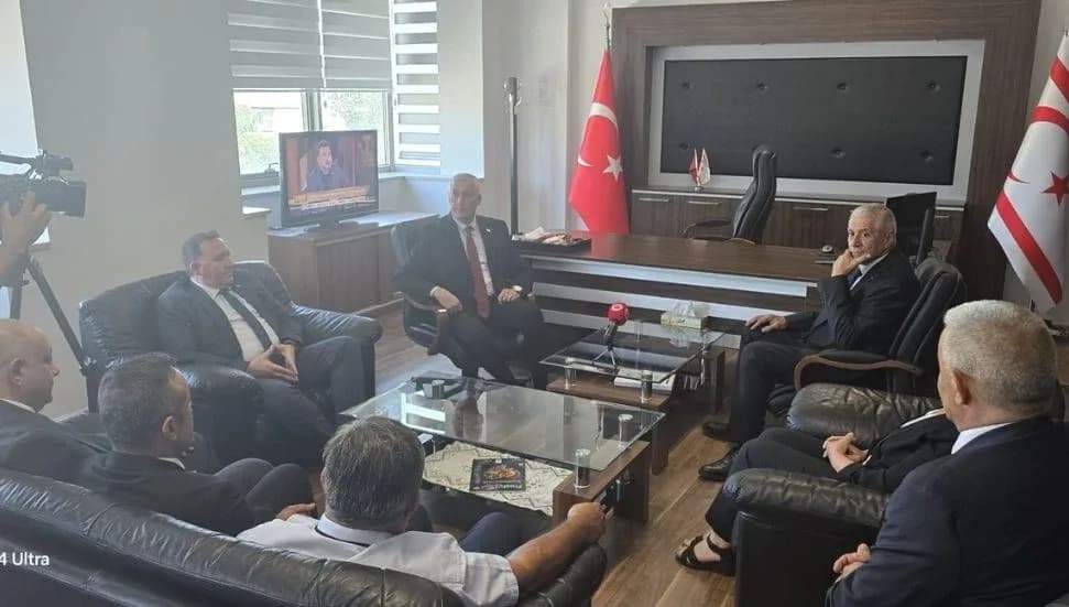 Taçoy, Ekonomi ve Enerji Bakanlığını devraldı: Elimizi taşın altına koyabilecek cesareti gösterebilmek önemlidir