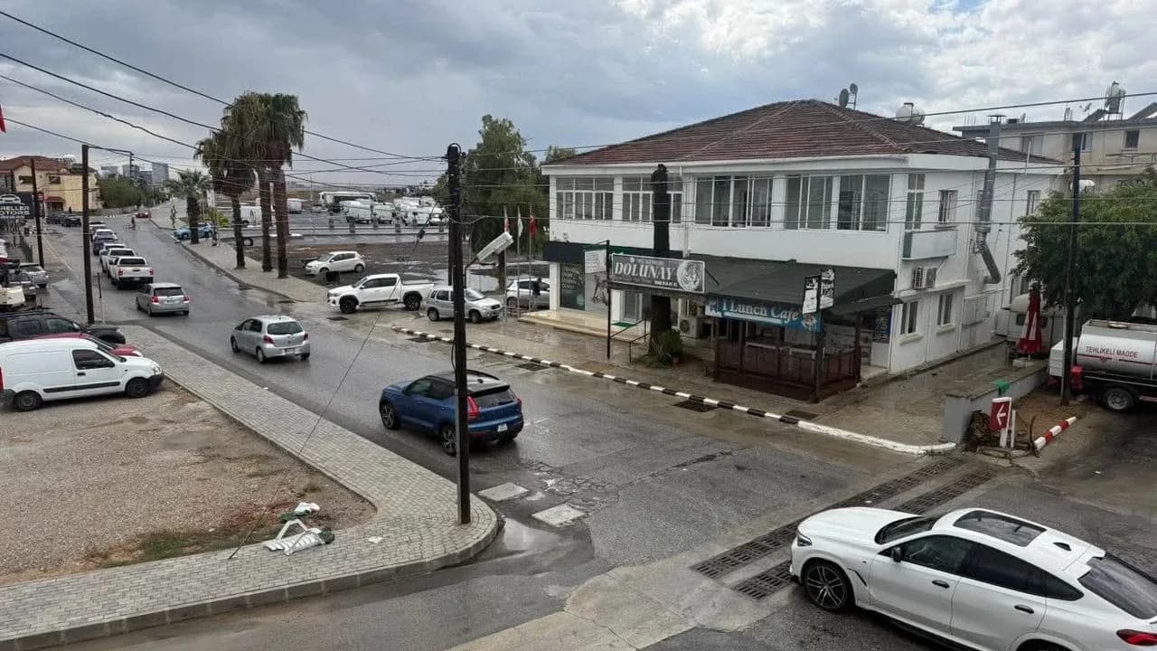 İskele’de sağanak yağış sonrası çalışmalar sürüyor