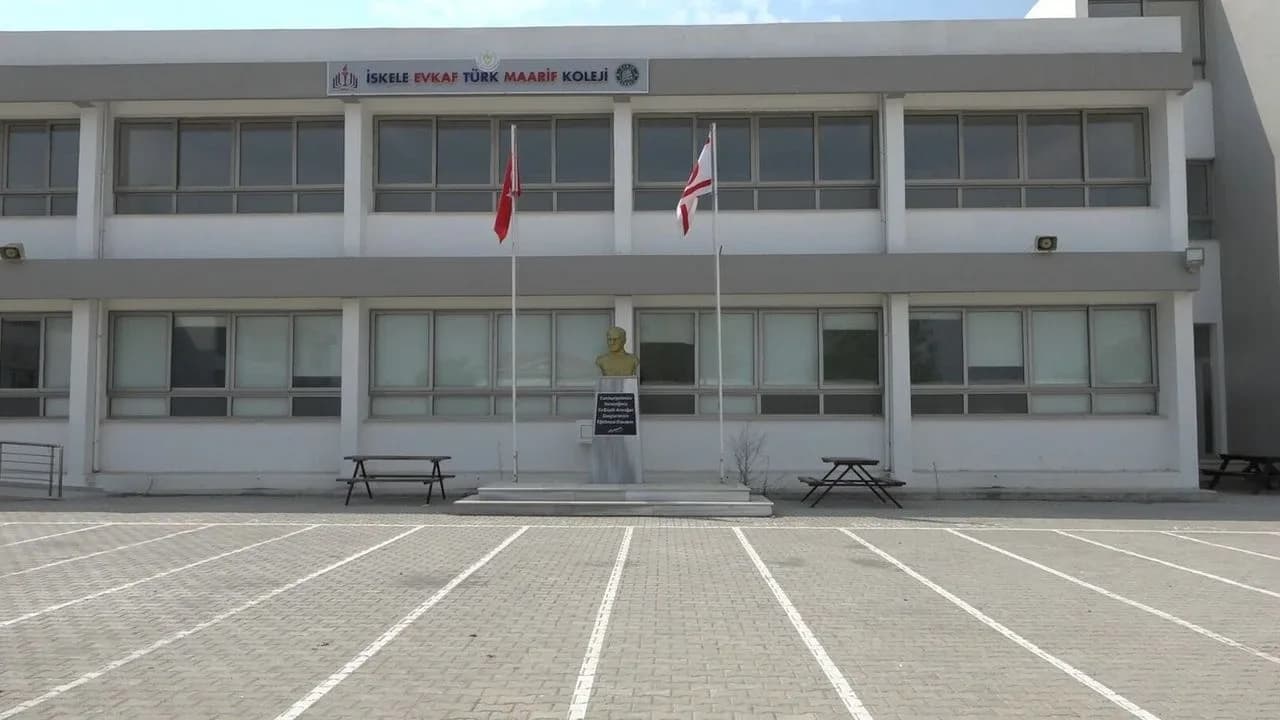 İskele Evkaf Türk Maarif Koleji’nde derslik sayısı 32'ye çıkarıldı