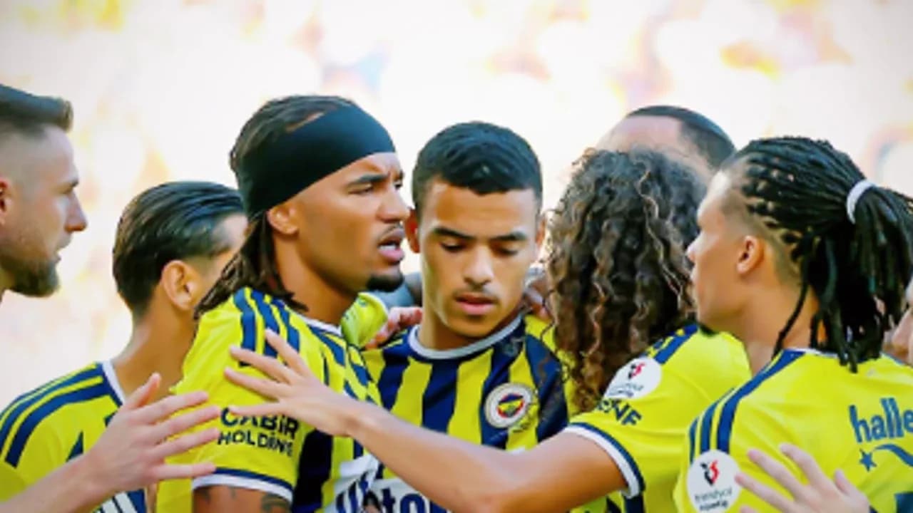 Fenerbahçe’den tarihi fark: Eyüpspor’u 8-0 mağlup etti