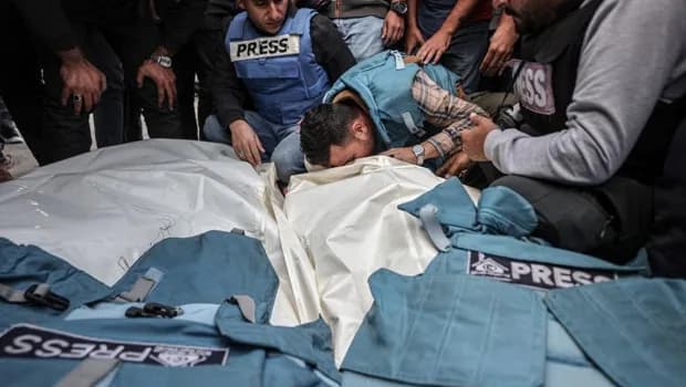 Gazze'de İsrail saldırısında bir Filistinli gazeteci daha hayatını kaybetti