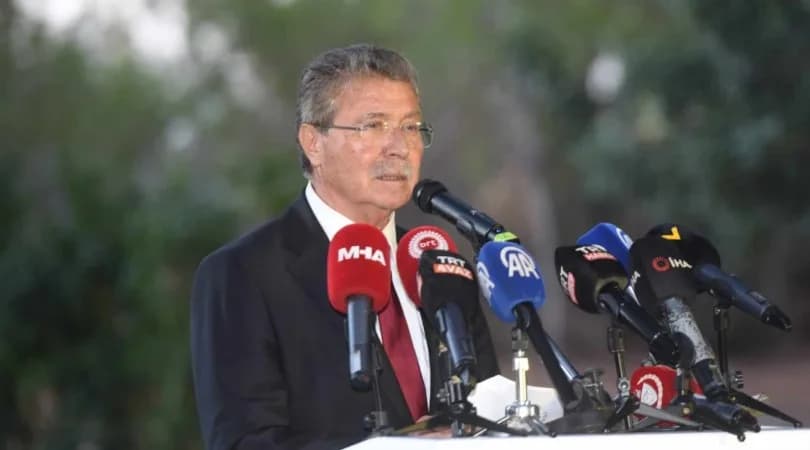 Üstel: Geçmişini unutan bir halk, geleceğini güvence altına alamaz
