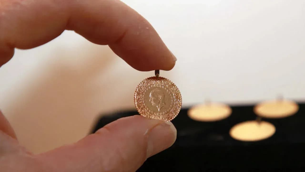 Altın haftanın son işlem gününde yükselişte