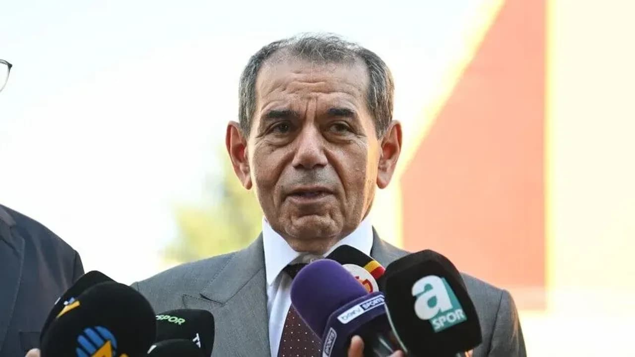 Galatasaray Başkanı Dursun Özbek'ten Okan Buruk'a tam destek