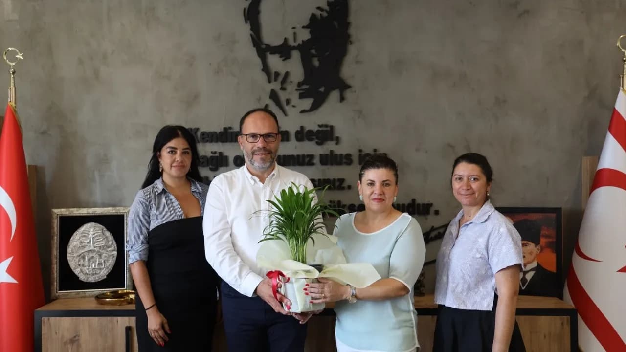 İş Kadınları Derneği’nden Sadıkoğlu’na ziyaret