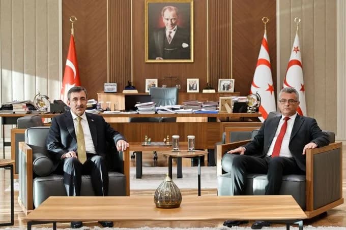 Erhürman, taziye ziyareti için adaya gelen Cevdet Yılmaz’ı kabul etti