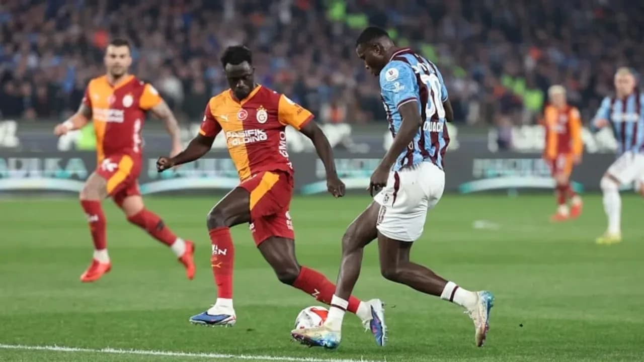 Süper Lig’de haftanın maçı: Trabzonspor ile Galatasaray karşı karşıya geliyor
