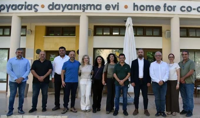 Kıbrıs’ın iki toplumundan altı öğretmen sendikası: “Okullarımızda barış kültürünü öğretmeye kararlıyız”
