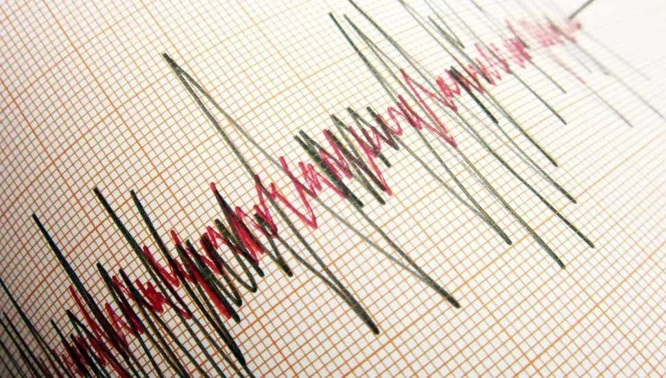 Adana’da yaşanan 4,8 ve 4,9’luk iki sarsıntının ardından, Osmaniye'de de 5,2 büyüklüğünde deprem meydana geldi.
