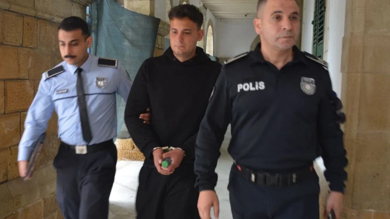Gönyeli’de komşusuna 7 el ateş eden sanığa 2 yıl hapis