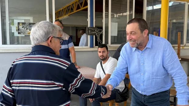 Denktaş, Bostancı’yı ziyaret etti