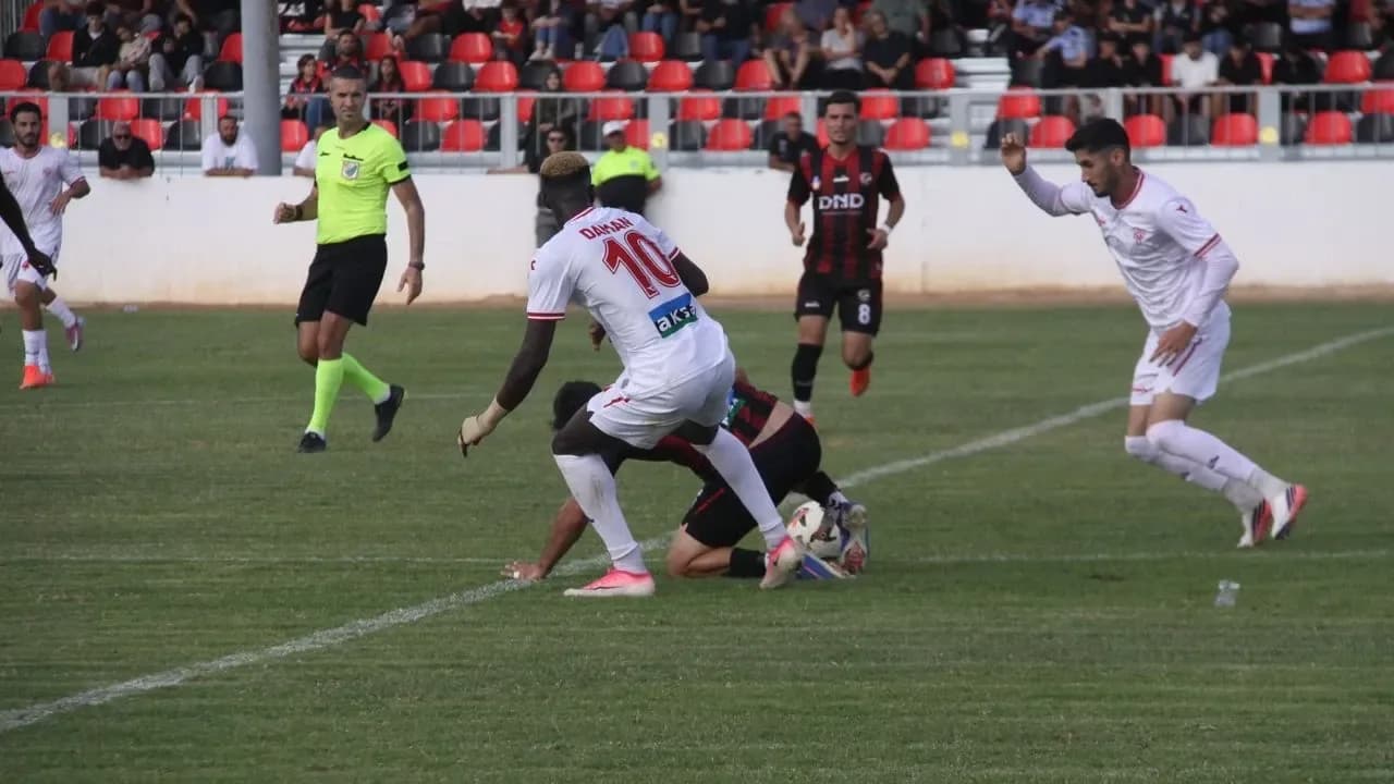 AKSA Futbol Ligleri'nde 6. hafta: Günün sonuçları belli oldu