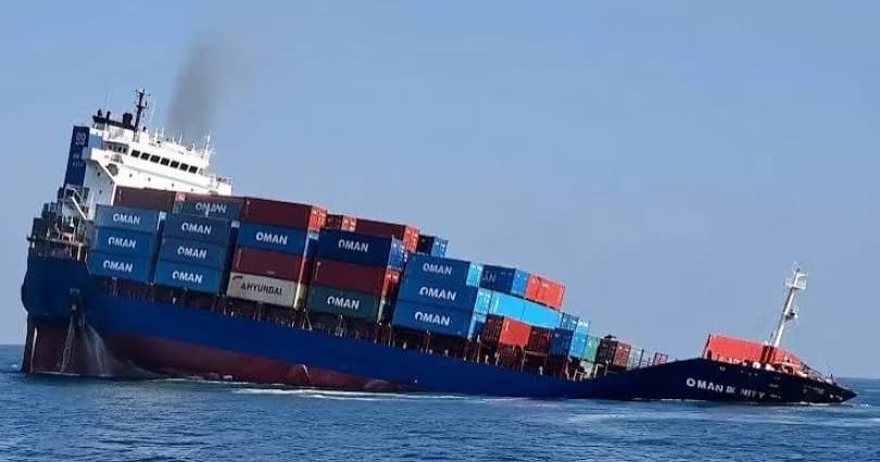 Karadeniz’de iki kargo gemisi vuruldu