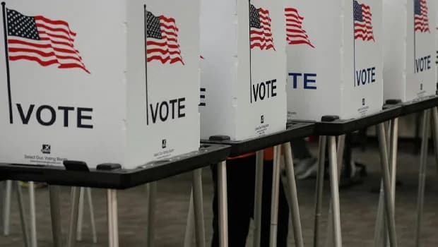 NYT: Michigan ön seçiminde adaylardan birini destekleyen videolar Hindistan'dan yayıldı