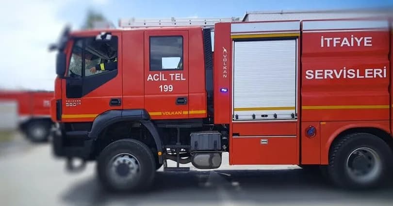 Seyir halindeki araçta yangın