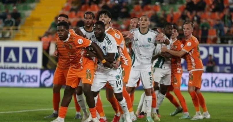 Kocaelispor deplasmanda Alanyaspor’u yendi