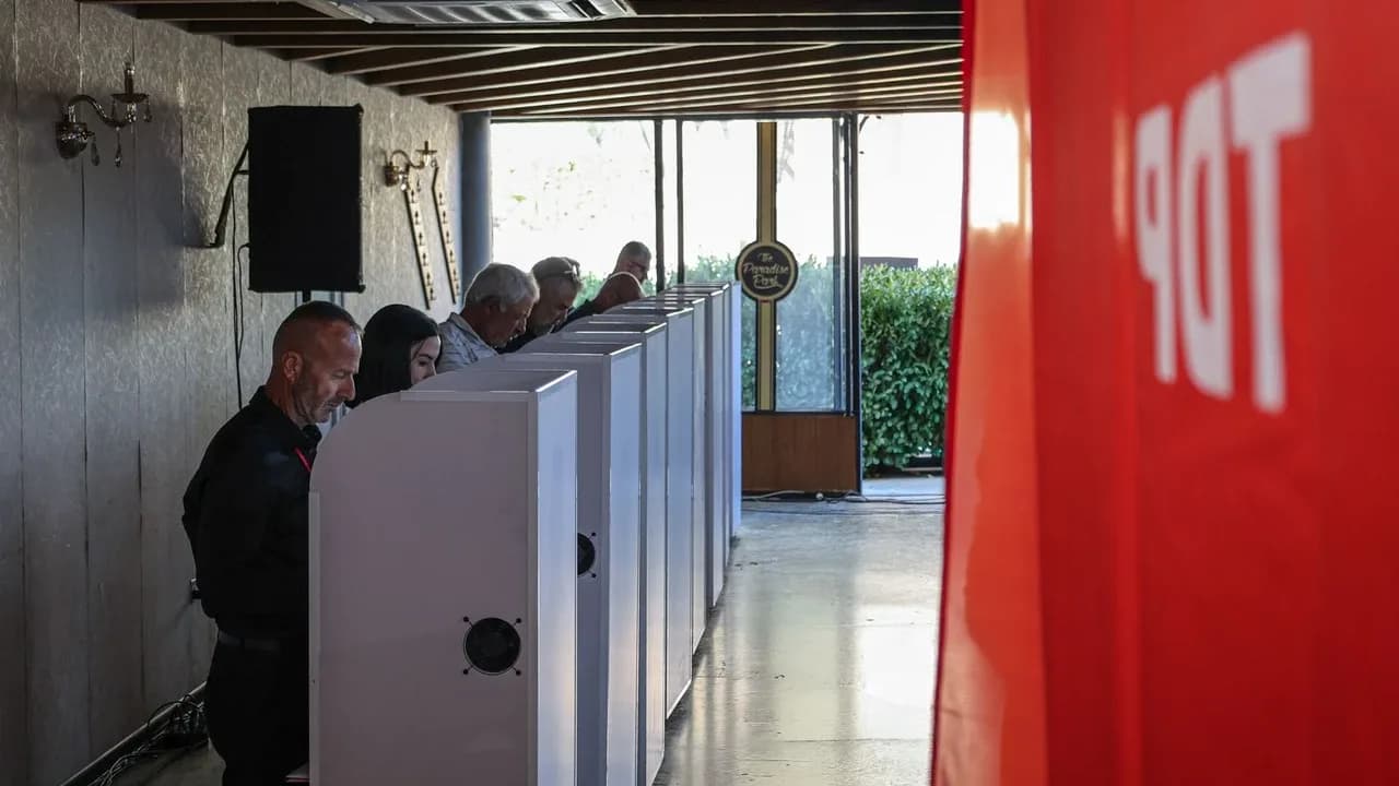 TDP’de oy verme başladı: Sandıklar 18.00’de kapanacak