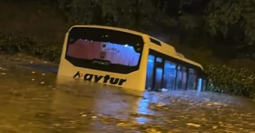 İstanbul’da 115 yıllık kayıtlardaki en yüksek üçüncü günlük yağış ölçüldü