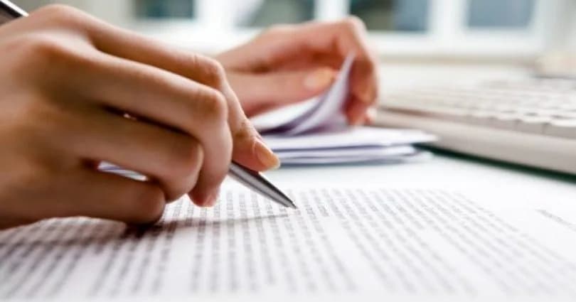 Evrak düzenleyerek iş yerinden para çalan şahıs tutuklandı