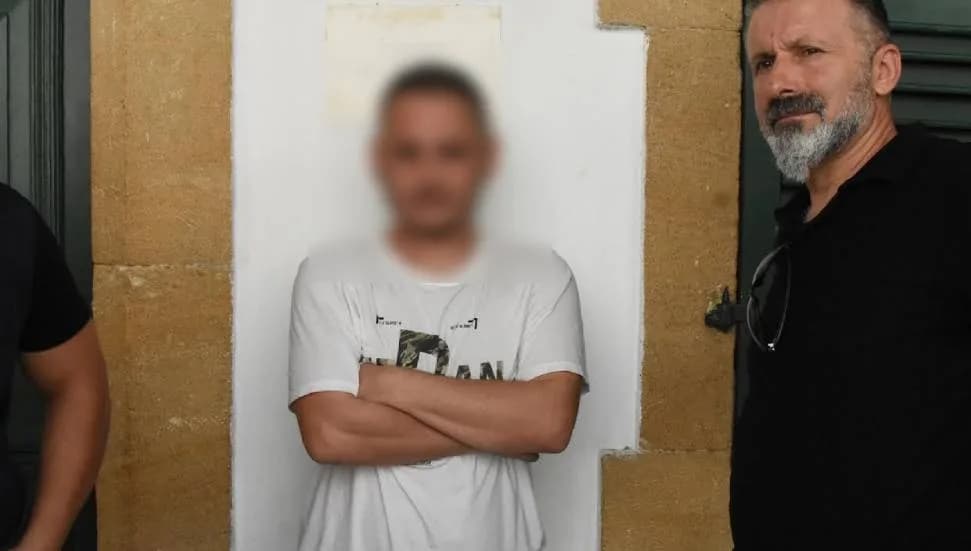 Türkiye'de 6 yıl hapis cezasıyla aranan zanlı Girne'de yakalandı: Cezaevine gönderildi