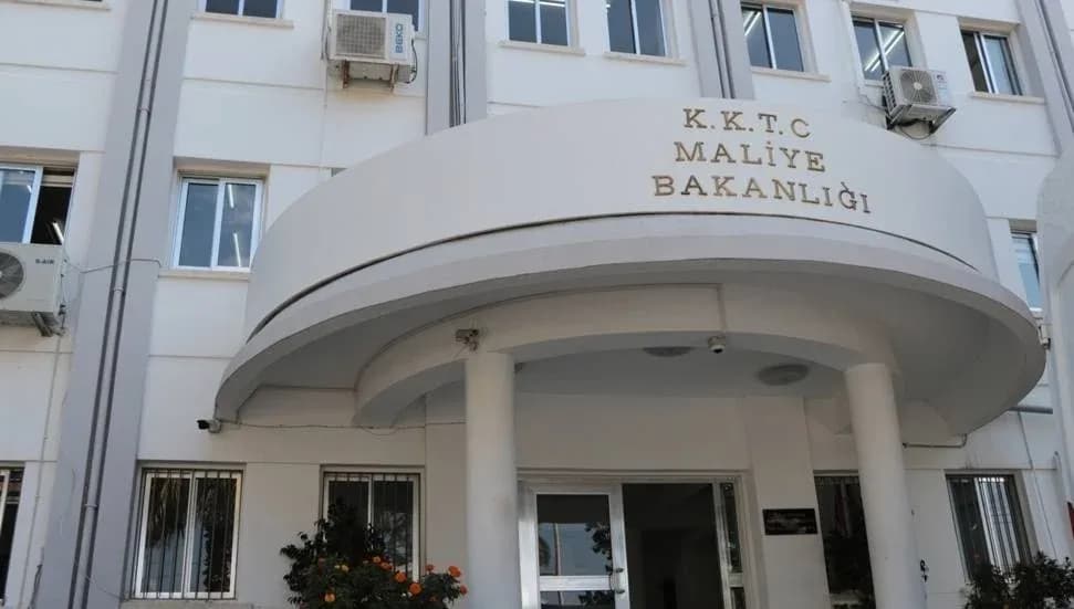 Maliye Bakanlığı'ndan 5 ayrı borçlanma: 2 milyar 320 milyon TL, 31 milyon dolar, 6,1 milyon Euro ve 6,85 milyon sterlin