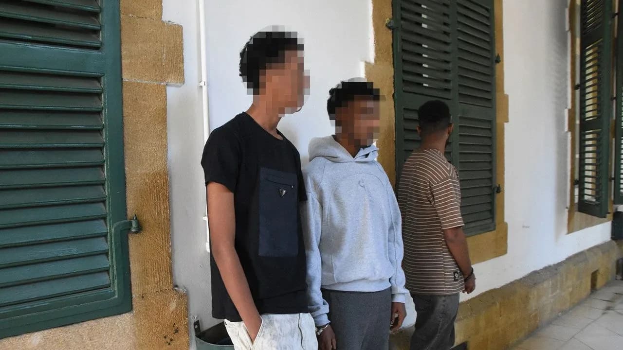 Mutfak masasından uyuşturucu, pantolon cebinden hassas terazi çıktı