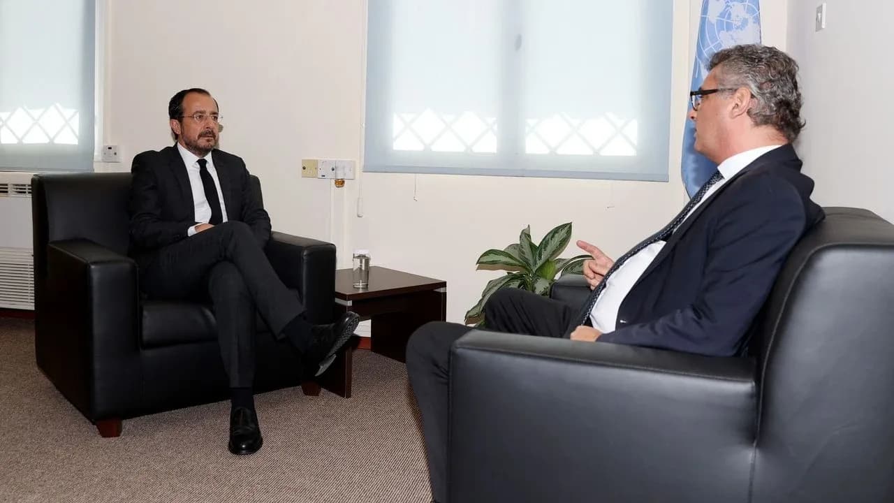 Erhürman ile Hristodulidis'in baş başa görüşmesi sona erdi
