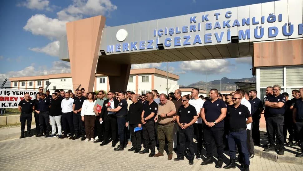 Sendikalar Merkezi Cezaevi'nde tam gün grevde: Acil durum harici giriş-çıkış yok